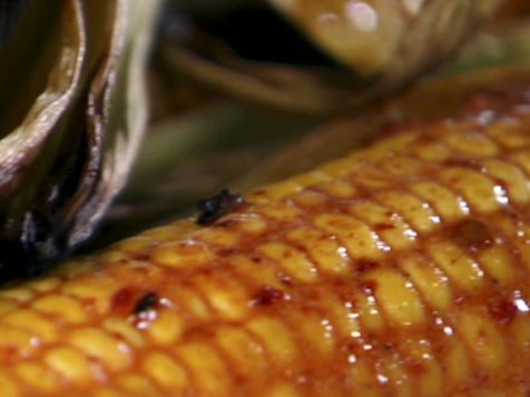 Maple-Chipotle Grilled Corn