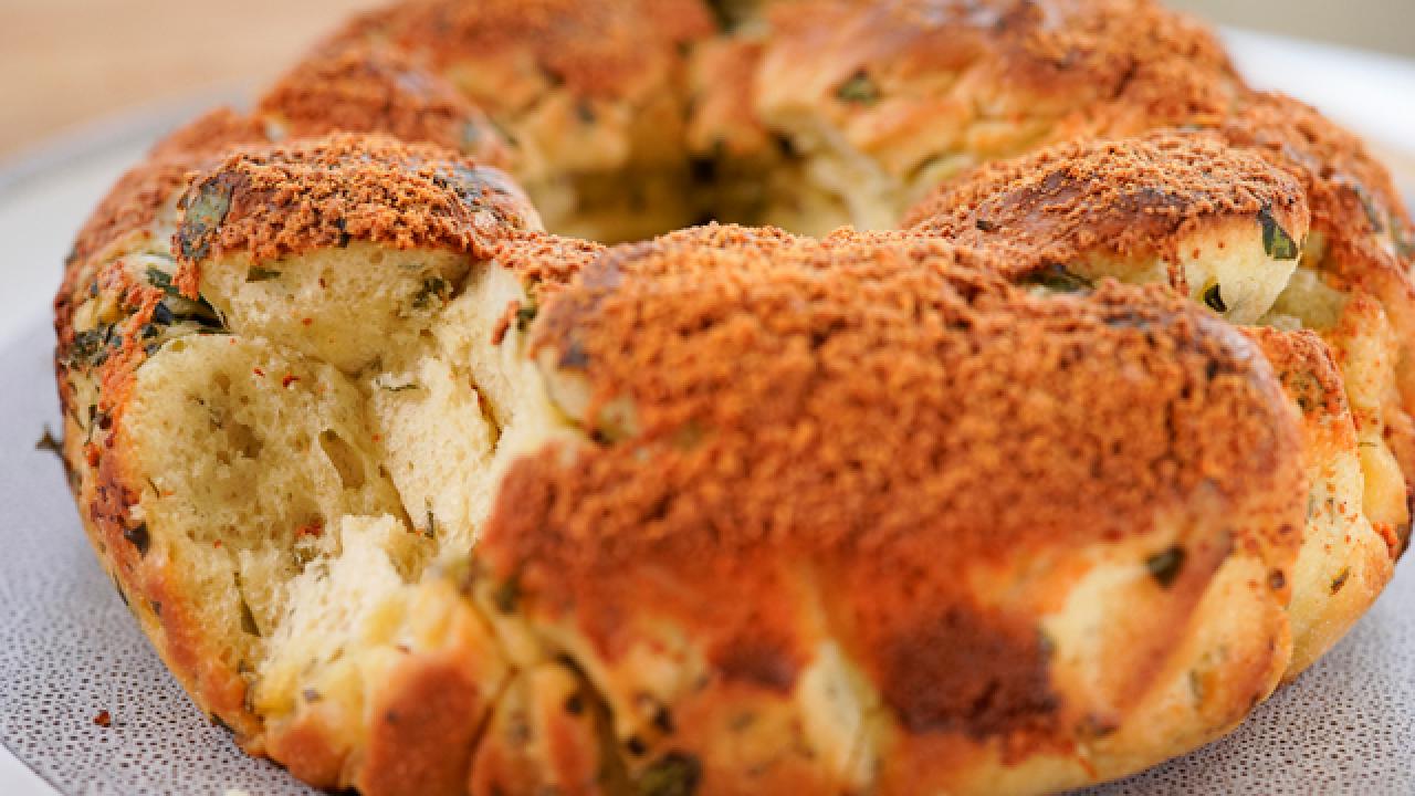 Garlic and Herb Pull Apart Bread