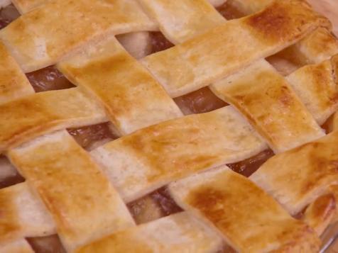 Decorating with Pie Crust