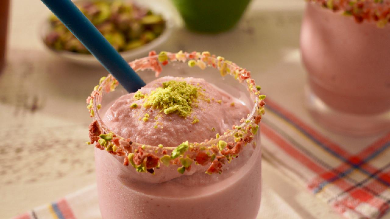 Frozen Strawberries and Cream Cocktails