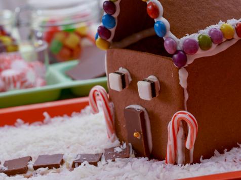 Gingerbread Farmhouse