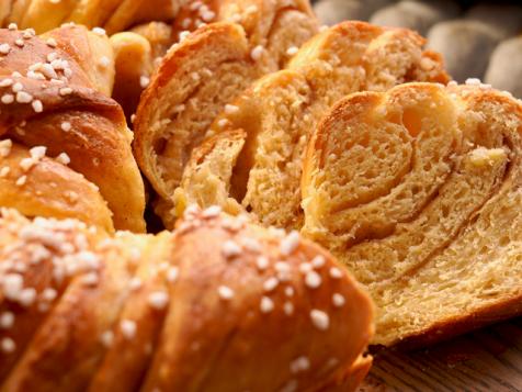 Gigantic Cardamom Roll