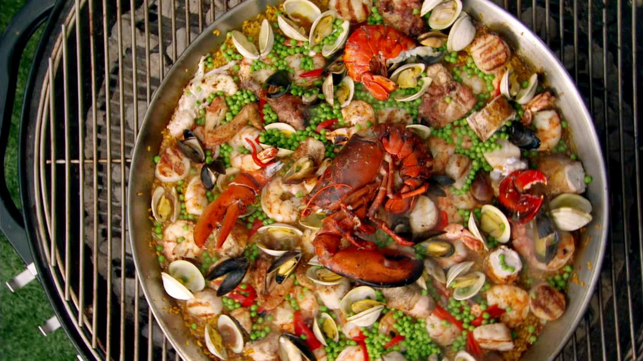 Bobby's Paella on the Grill