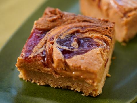 Sunny's Easy PB and J Swirl Bars