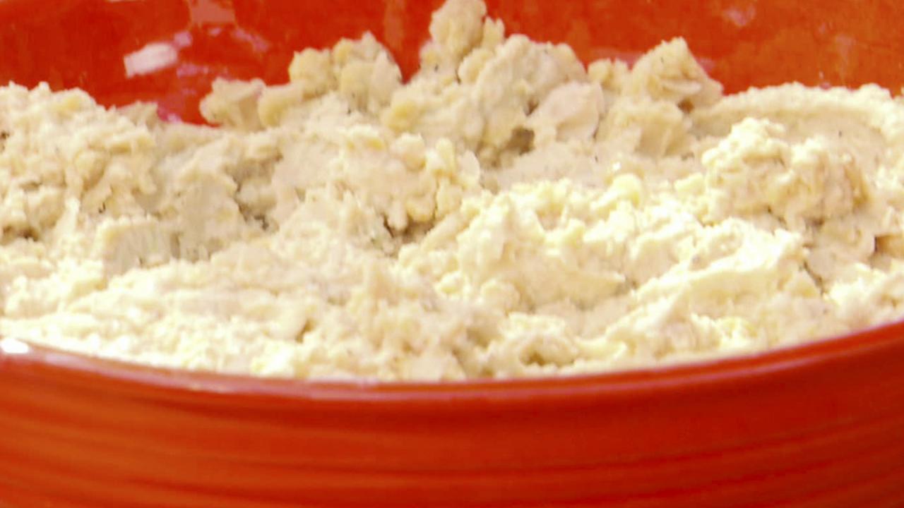Bobby's Crushed Hummus