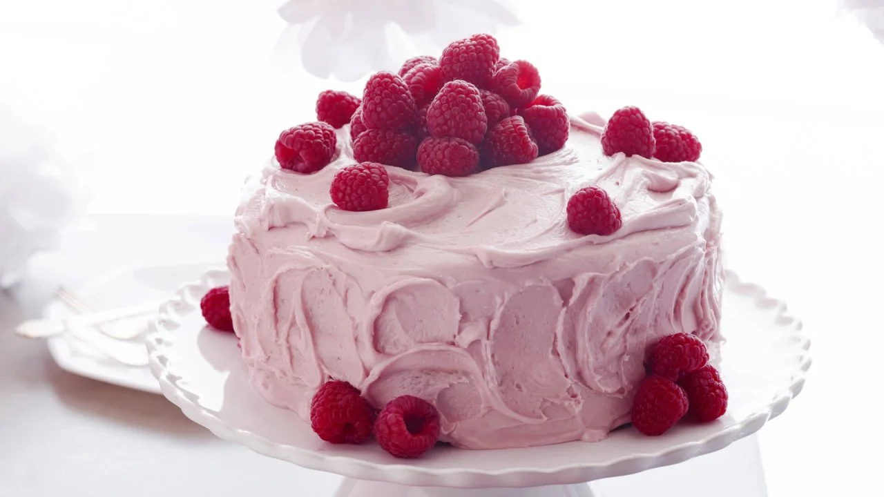 Giada's Orange-Raspberry Cake