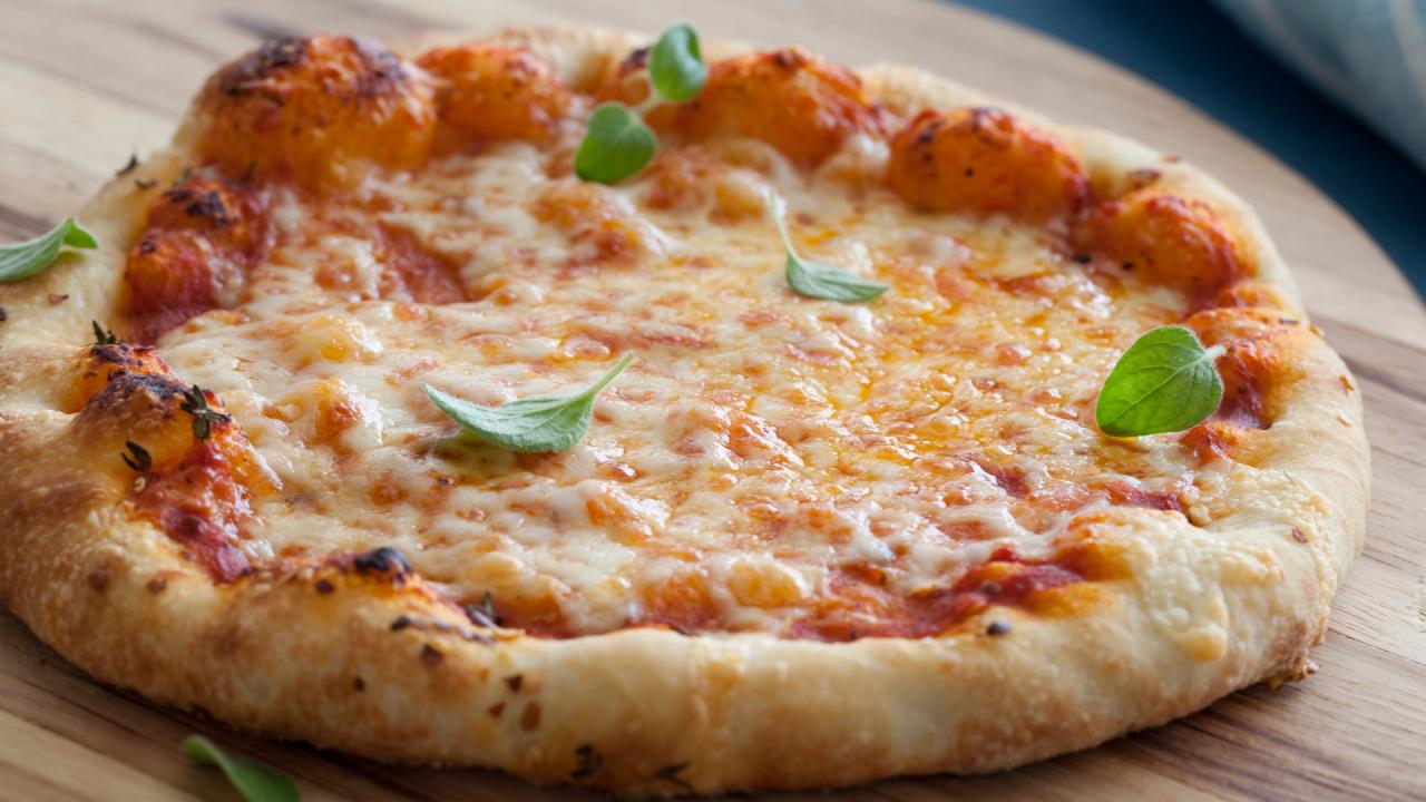 Alton's Pizza Pizzas Recipe