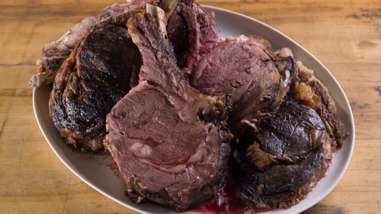 Prime Rib with Red Wine-Thyme Butter Sauce