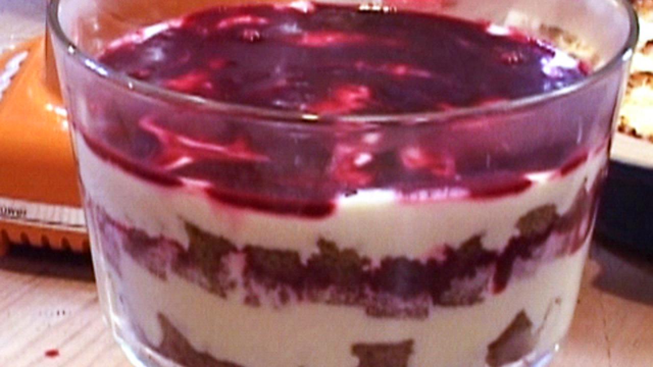 Gingerbread and Lemon Curd Trifle with Blackberry Sauce