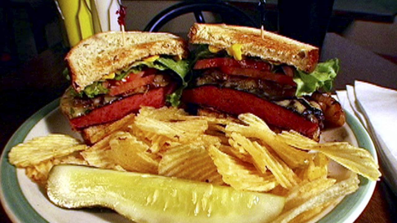 Bologna Sandwich With Susan