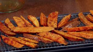Smoked Paprika Potato Wedges