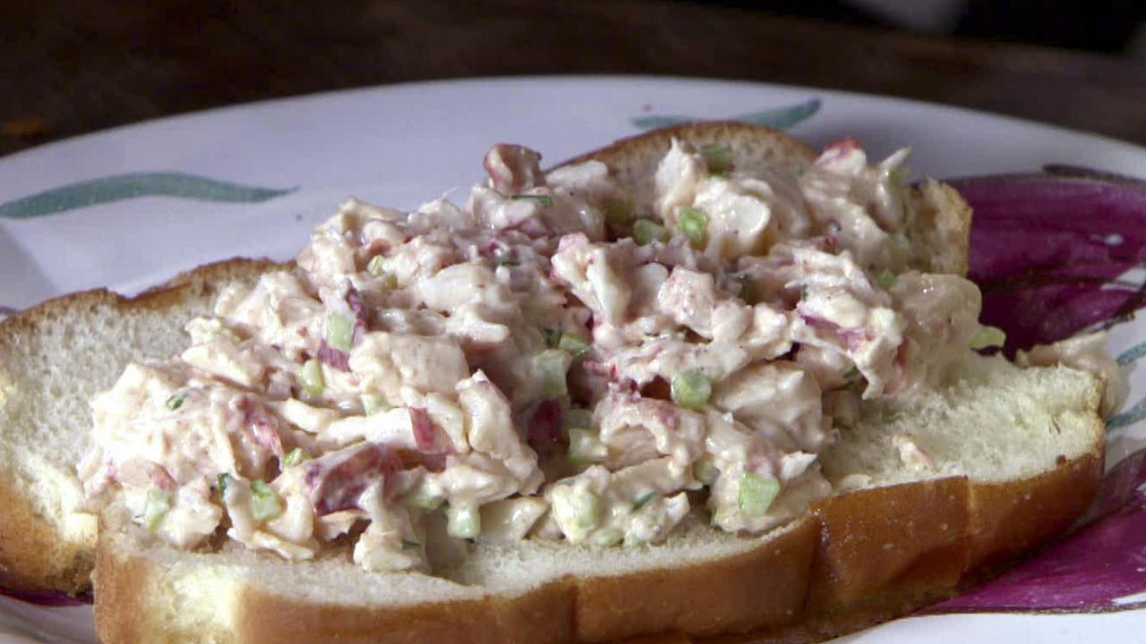 Anne's Lobster Rolls Recipe