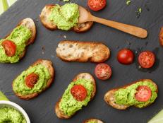 Chef Name: Giada De Laurentiis

Full Recipe Name: Pea Pesto Crostini

Talent Recipe: Giada De Laurentiis’ Pea Pesto Crostini, as seen on Foodnetwork.com

FNK Recipe: 

Project: Foodnetwork.com, SUMMER/APPETIZERS/PASTA

Show Name: 

Food Network / Cooking Channel: Food Network