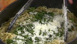 Rachael Ray's Lemon Spaghetti