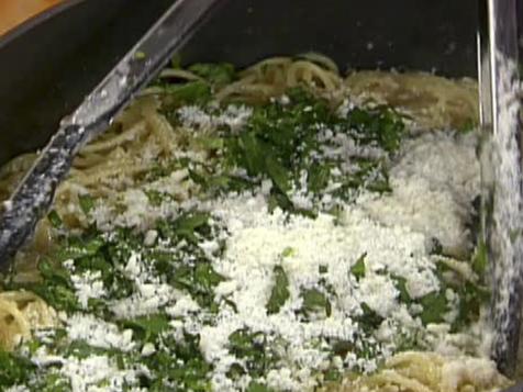 Rachael Ray's Lemon Spaghetti