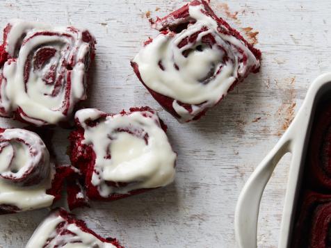 Red Velvet Cake Mix Cinnamon Rolls