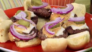 Sliders With Chipotle Mayo