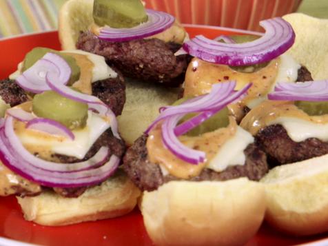 Sliders With Chipotle Mayo
