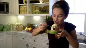 Giada De Laurentiis’ Fettuccine Alfredo