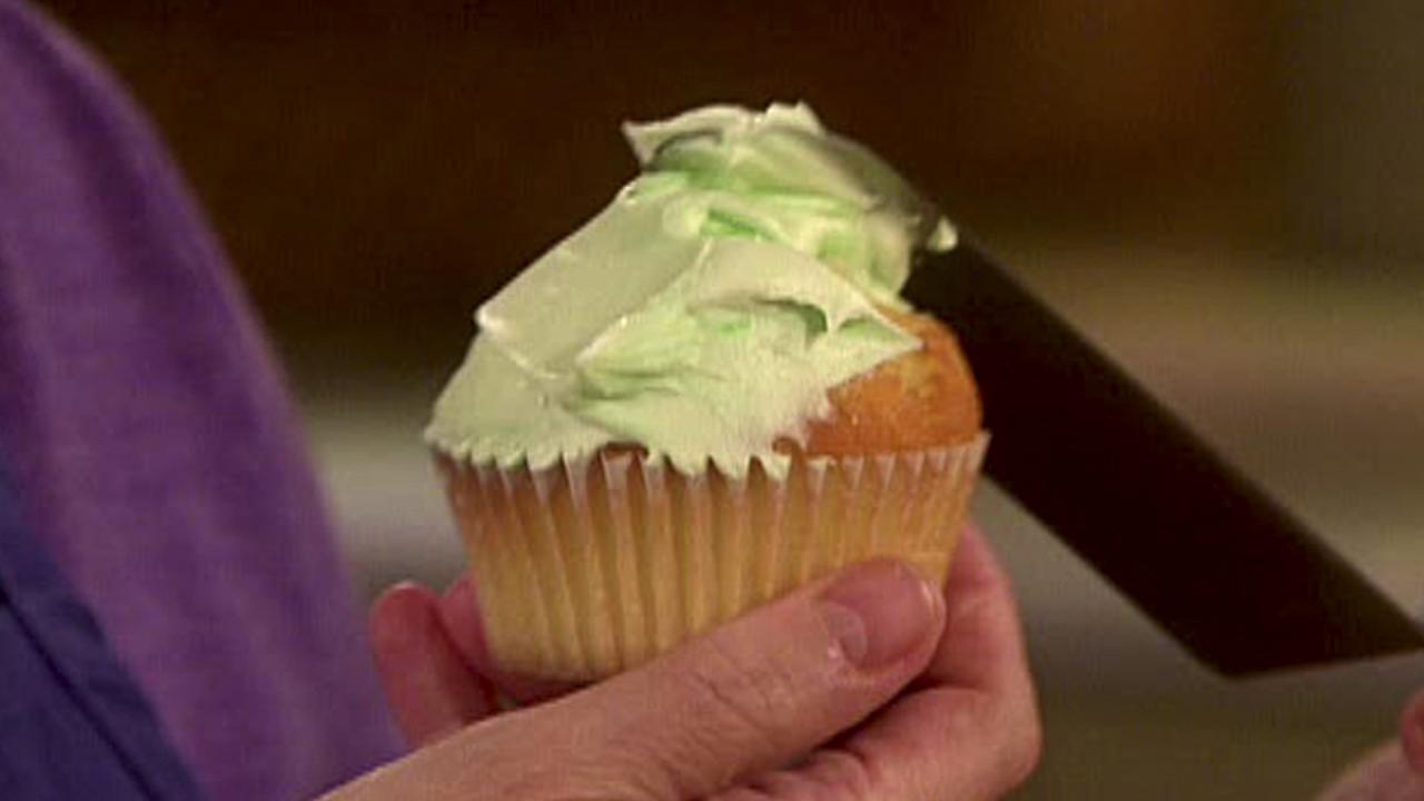 Magnolia's Vanilla Cupcakes