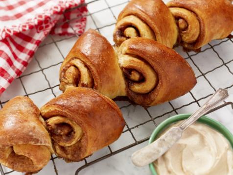 Cinnamon Roll Bread