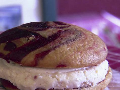 Peppermint Whoopie Pies
