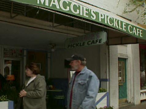 Maggie's Deep-Fried Pickles