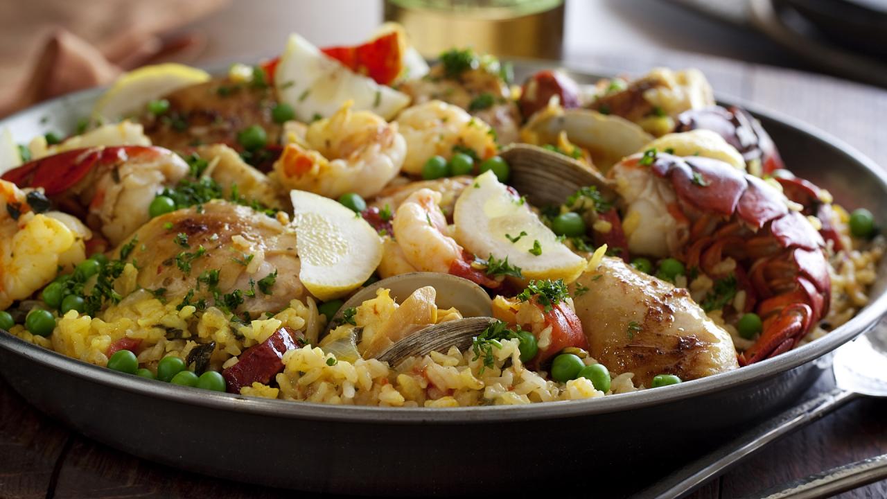 Tyler's Ultimate Paella