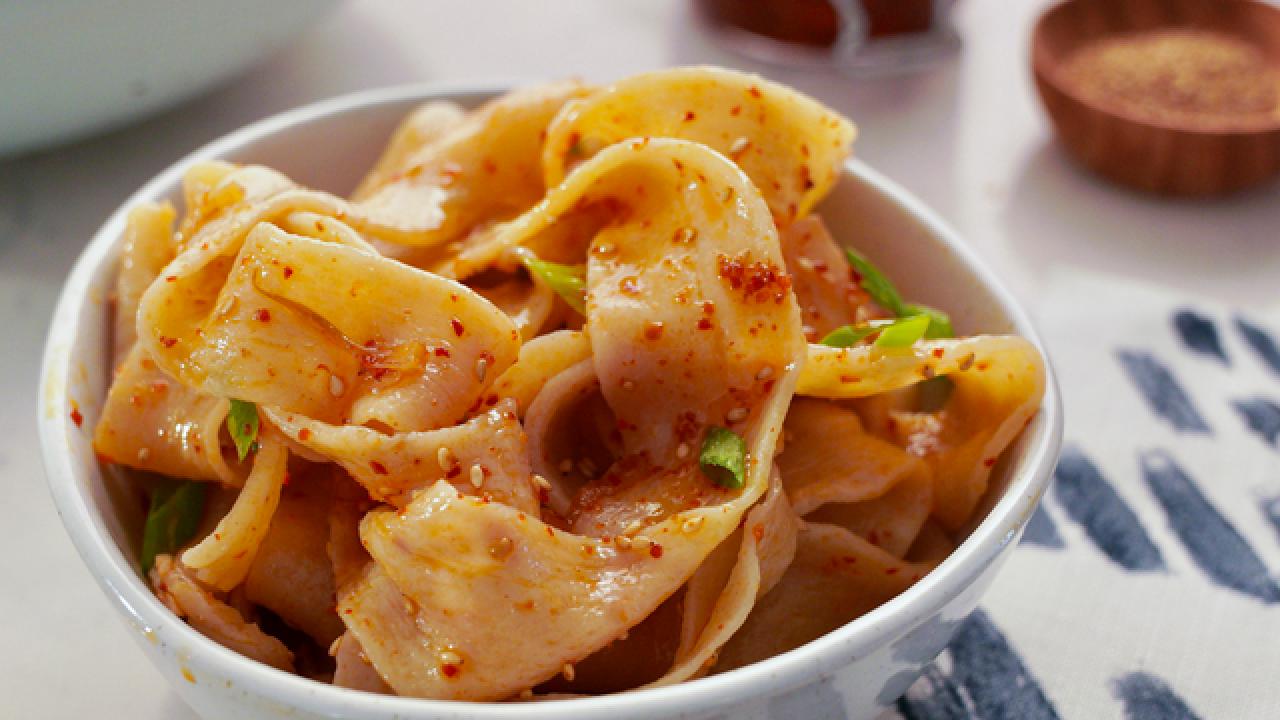 Hand-Pulled Chili Oil Noodles