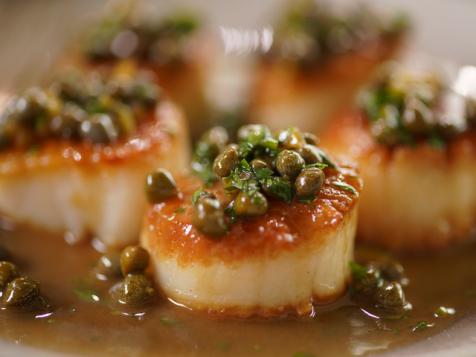 Seared Scallops with a Quick Lemony Pan Sauce