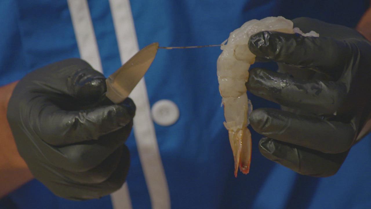 Peeling and Deveining Shrimp