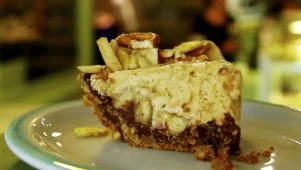 Duff Goldman Learns the Recipe for Hoosier Mama's Fat Elvis Pie
