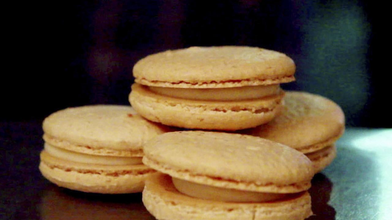 Milk-and-Honey Macarons