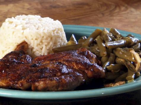 Hand-Cut, Seasoned Pork Chops