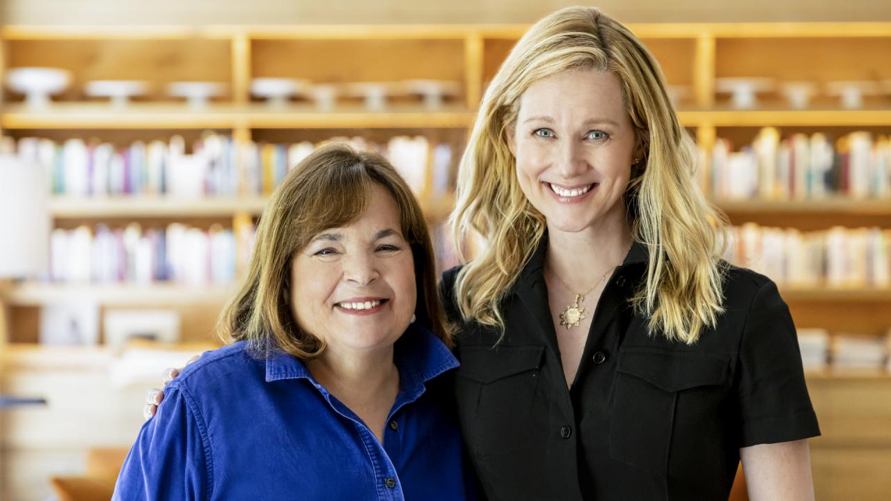 Taking in History with Laura Linney