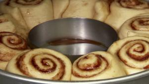 Cinnamon Roll Wreath