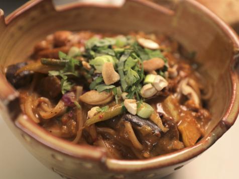 Red Curry at Donabe