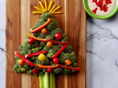 Christmas Crudités Tree with Festive Ranch