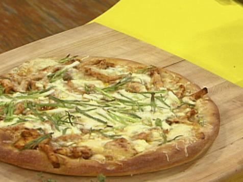 Wingless Buffalo Chicken Pizza