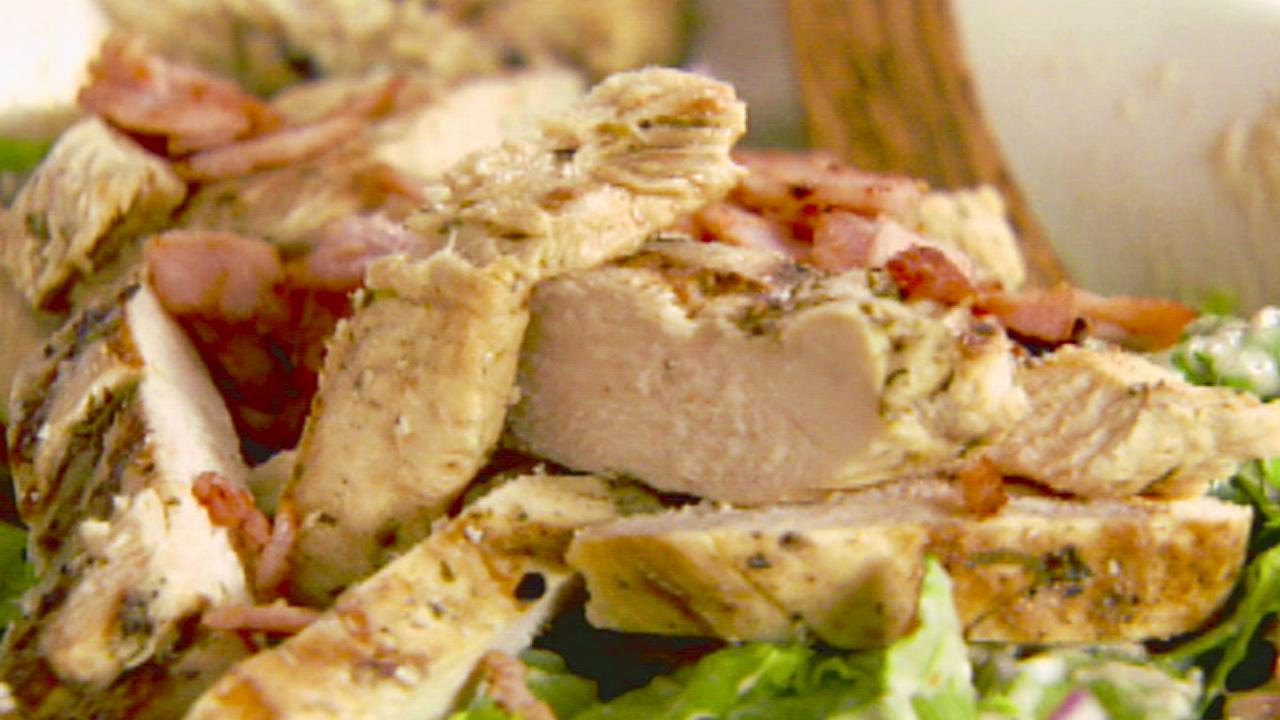 Classic Salad With Chicken