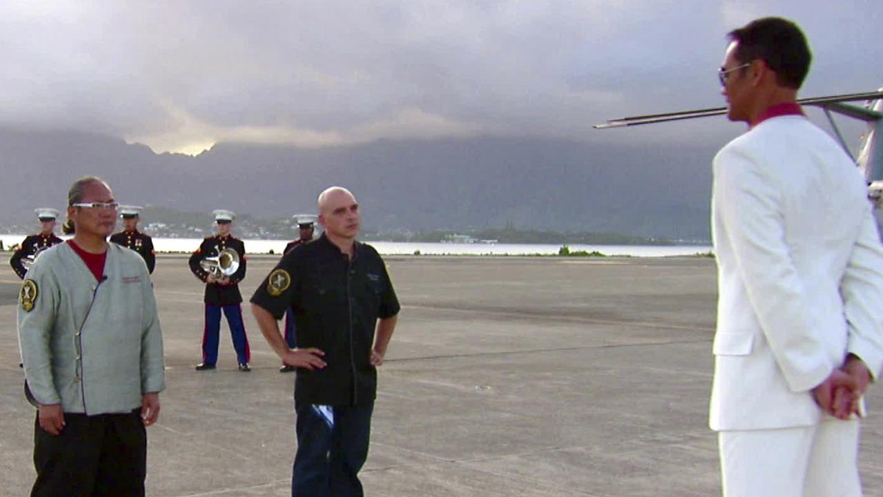 Hawaiian Tailgate Showdown