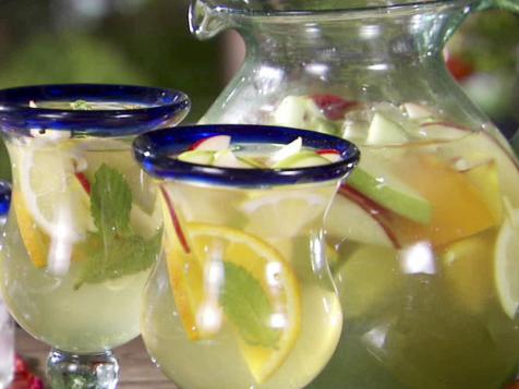 Pisco Sour White Wine Sangria