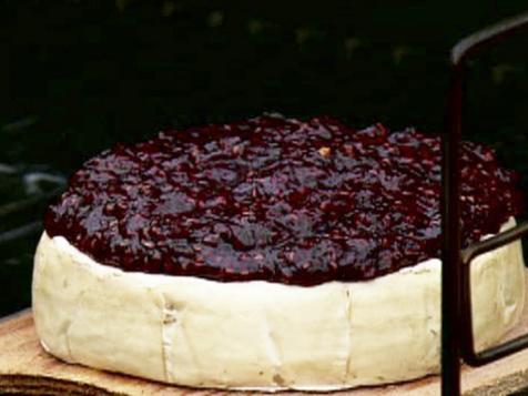 Gina's Grilled Brie & Berries