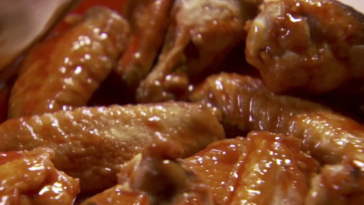 Ree's Classic Hot Wings Recipe