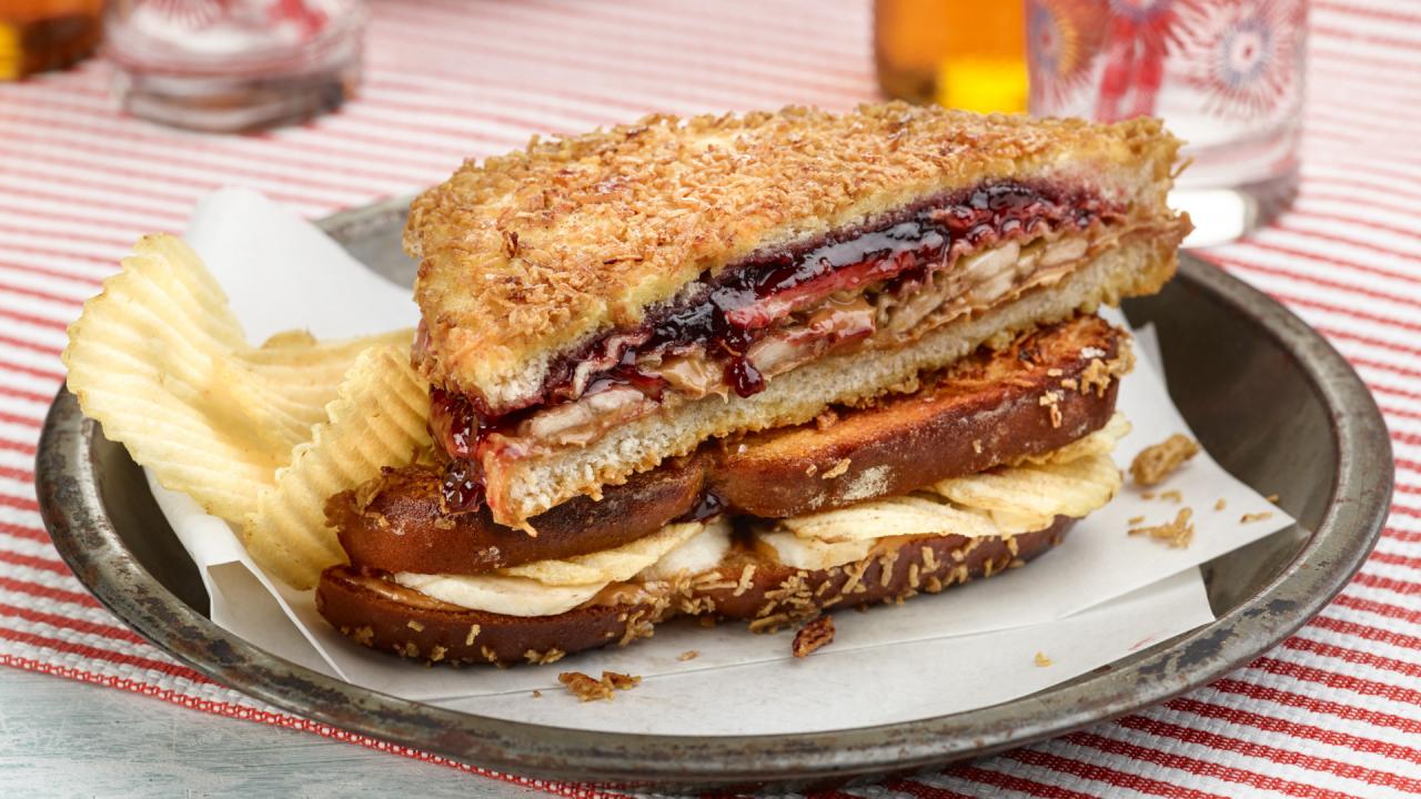 Fried PBJ Crunch Sandwiches