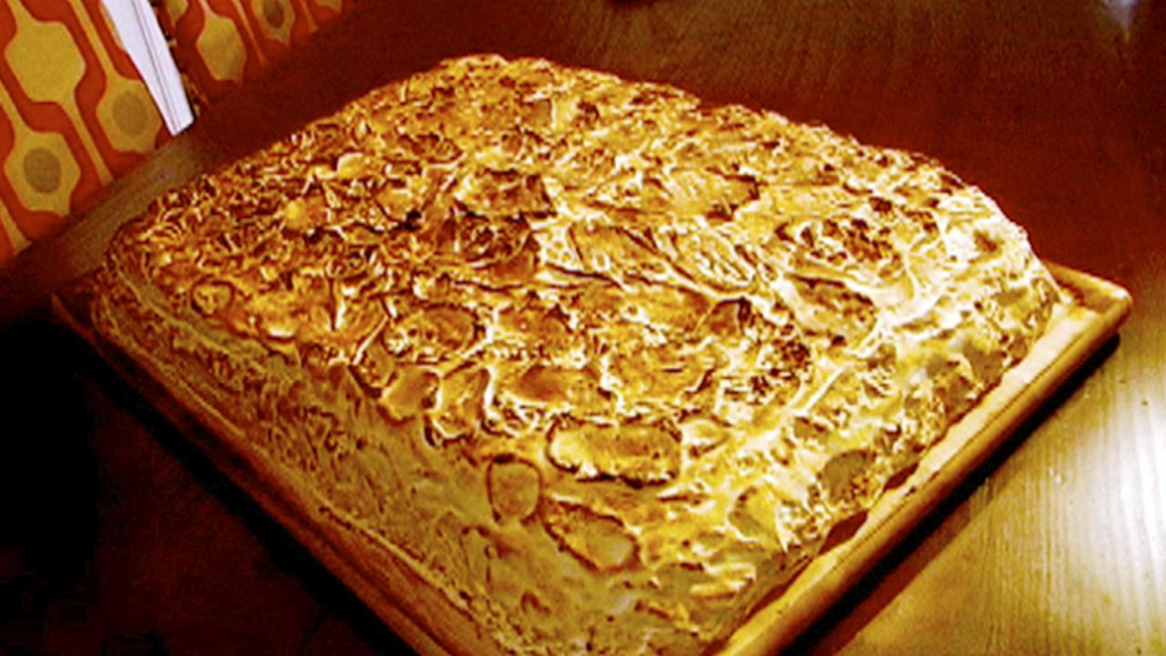 Alton Brown's Baked Alaska