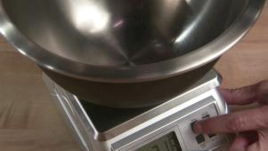Alton's Kitchen Tools: Scales