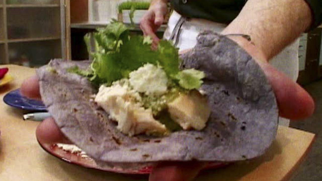 Chicken and Tomatillo Tacos