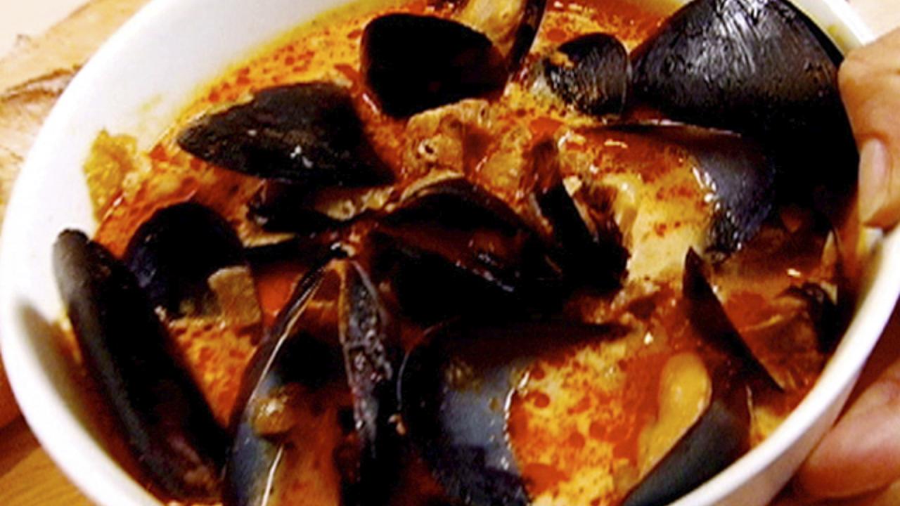 Spicy Mussels With Chorizo