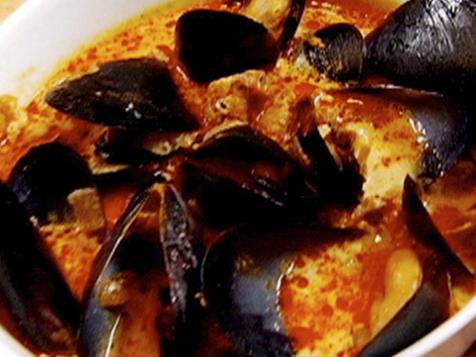 Spicy Mussels With Chorizo